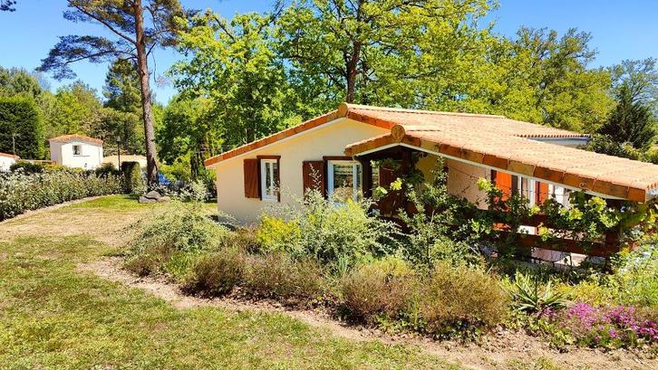 Gerenoveerd vakantiehuisje 4p (+baby) op park in de Charante, Vakantie, Vakantiehuizen | Frankrijk, Dordogne, Chalet, Bungalow of Caravan