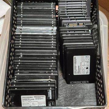 Diverse Samsung 250/256GB SSD 2,5" Sata beschikbaar voor biedingen
