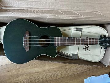 Flight duc380 CEQ concert ukulele ukelele nieuw 135 euro beschikbaar voor biedingen