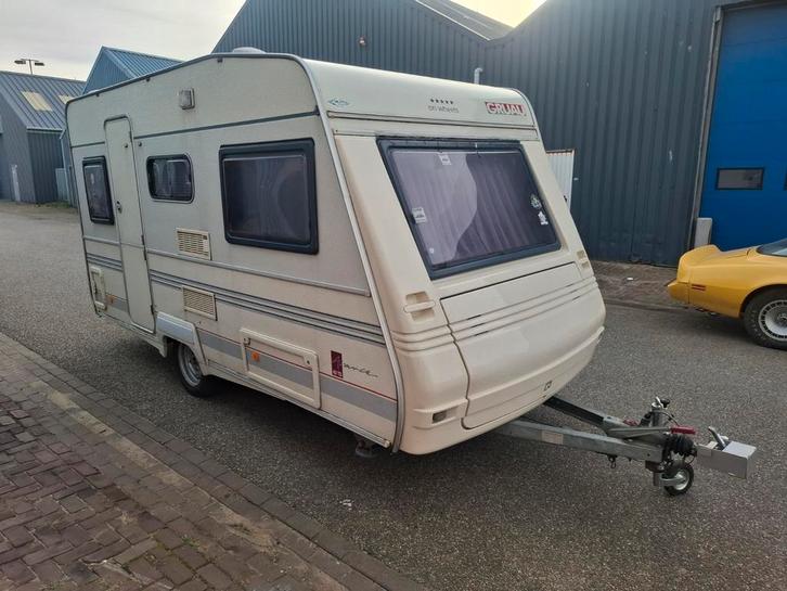 Gruau 40TD Caravan - Compact en klaar voor avontuur!, Caravans en Kamperen, Caravans, Particulier, tot en met 4, 750 - 1000 kg