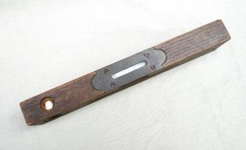 oude houten waterpas fabrikant: Norma. lengte 30 cm. beschikbaar voor biedingen