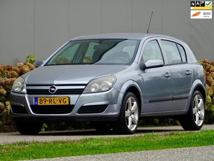 Opel Astra 1.6 SPORT /// Airco / 5-Drs / NL / Nieuwe APK!, Auto's, Opel, Bedrijf, Te koop, Astra, ABS, Airbags, Airconditioning