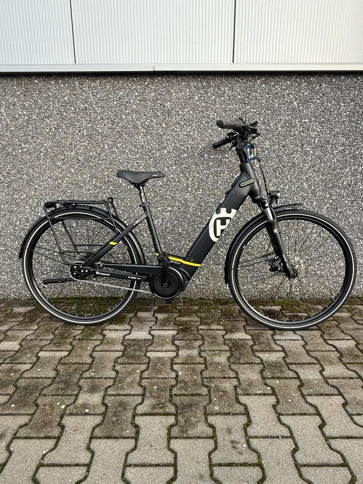 E-bike Husqvarna Grand Towner 4, Fietsen en Brommers, Fietsen | Jongens, Zo goed als nieuw, 26 inch of meer, Handrem, Versnellingen