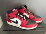 Nike Air Jordan 1 Mid Chicago Black Toe (GS) mt38 / 5.5y, Jongen of Meisje, Schoenen, Ophalen of Verzenden, Zo goed als nieuw