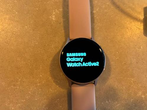 Samsung galaxy watch active2, Sieraden, Tassen en Uiterlijk, Smartwatches, Gebruikt, Android, Roze, Afstand, Calorieverbanding