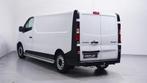 Renault Trafic 2.0 dCi 120 pk L2H1 Navi, Trekhaak Airco, Cru, Voorwielaandrijving, Stof, Gebruikt, 4 cilinders