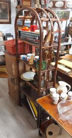 Rotan boogkast, Ophalen