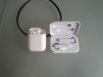 Apple Airpods 2 + Action oortjes (1 Airpod mist), Overige merken, Gebruikt, Bluetooth, Op oor (supra aural)