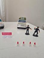 UNIEKE SET MATCHBOX                   politie en ambulance, Hobby en Vrije tijd, Modelauto's | 1:43, Ophalen of Verzenden, Zo goed als nieuw