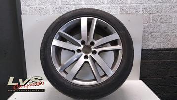 Velg + Band van een Audi Q7 beschikbaar voor biedingen
