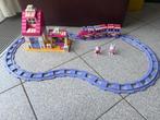 Hello Kitty treinstation set Unico (past op Duplo steentjes), Ophalen of Verzenden, Zo goed als nieuw, Complete set, Duplo