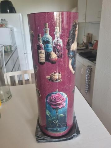 Decoupage vaas Alice in Wonderland  beschikbaar voor biedingen