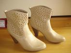 Crème camel kleurige enkellaarsjes, Young Spirit, Beige, Lage of Enkellaarzen, Nieuw