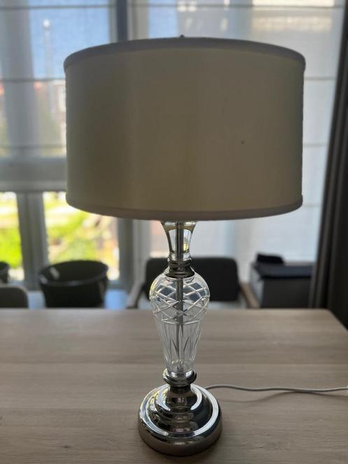 Vintage Tafellamp met kristallen voet en stoffen kap (2/2), Huis en Inrichting, Lampen | Tafellampen, Gebruikt, 50 tot 75 cm, Glas