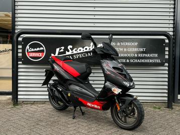 Aprilia SR 2t watergekoeld dubbel d Brom 2013 6432 km 1 eig  beschikbaar voor biedingen