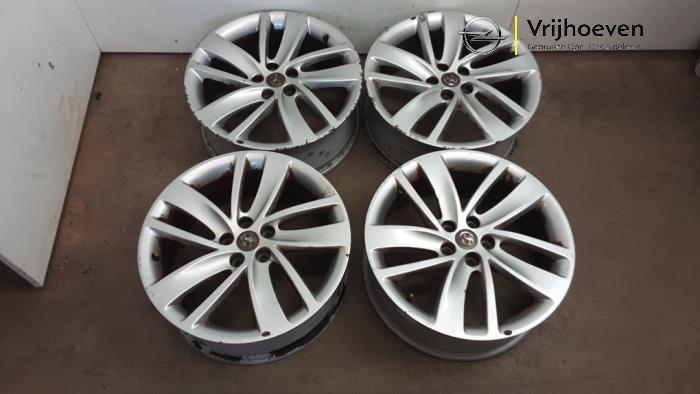 Velgen set van een Opel Mokka (Mokka X 16-), Auto-onderdelen, Banden en Velgen, Personenwagen, Gebruikt, 3 maanden garantie, Ophalen of Verzenden
