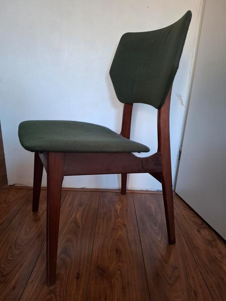 Vintage 60 a 70e eetkamer stoel, Huis en Inrichting, Stoelen, Gebruikt, Eén, Hout, Stof, Bruin, Ophalen