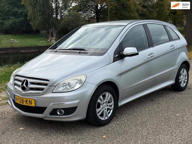 Mercedes-Benz B-klasse 180 BlueEFFICIENCY|Airco|Bluetooth|Ra, Auto's, Mercedes-Benz, Bedrijf, Te koop, B-Klasse, ABS, Airbags