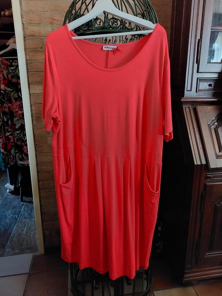 Jurk van het merk Maxima.  Maat 46, Kleding | Dames, Grote Maten, Zo goed als nieuw, Jurk, Rood, Verzenden