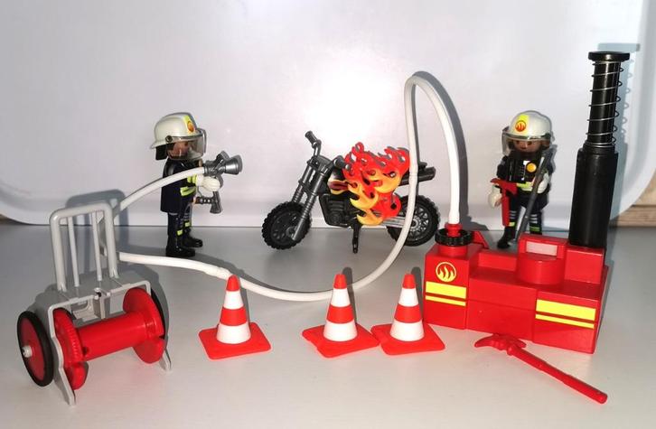 Playmobil brandweer blust motorbrand met werkende pomp 5365, Kinderen en Baby's, Speelgoed | Playmobil, Gebruikt, Complete set