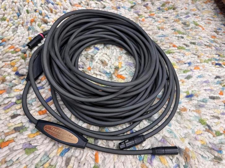 Transparent Reference MM Balanced xlr kabel 10mtr, Audio, Tv en Foto, Audiokabels en Televisiekabels, Gebruikt, 5 tot 10 meter
