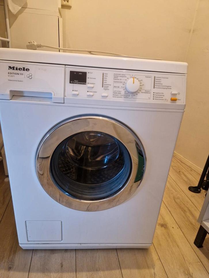 Miele w3371 (defect), Witgoed en Apparatuur, Wasmachines, Niet werkend, Voorlader, 85 tot 90 cm, 1600 toeren of meer, Ophalen of Verzenden