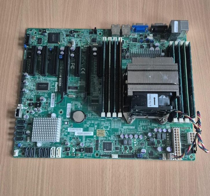 Supermicro X9 moederbord +CPU+koeler+RAM, Computers en Software, Moederborden, Zo goed als nieuw, Intel, DDR3, Ophalen of Verzenden