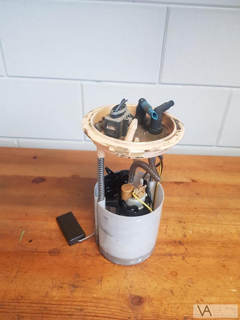 VW Golf 5 6 Audi A3 Seat Leon DIESEL brandstofpomp tank €30, Ophalen of Verzenden, Gebruikt, Volkswagen