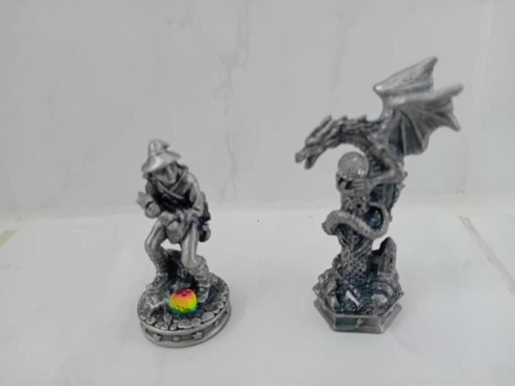 Dragons versus Wizards van Tin  Art., Antiek en Kunst, Antiek | Vazen, Ophalen