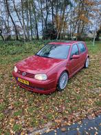 Volkswagen Golf 2.3 V5 1999 Rood, Voorwielaandrijving, 65 €/maand, Stof, USB