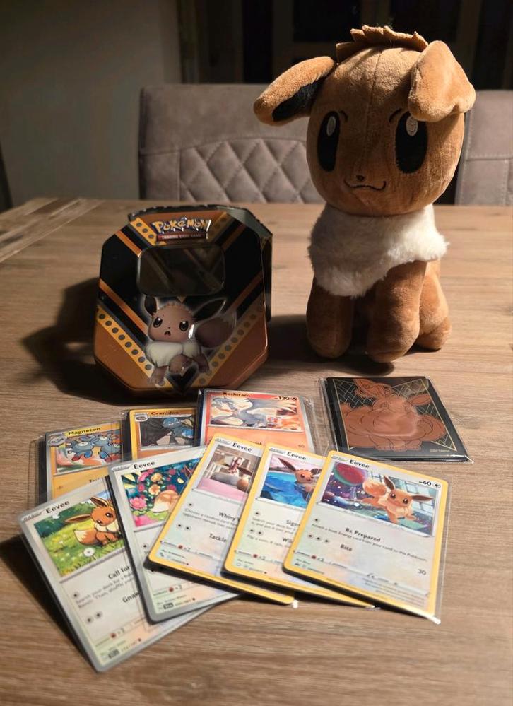 Pokemon Eevee pakket, Hobby en Vrije tijd, Verzamelkaartspellen | Pokémon, Ophalen of Verzenden