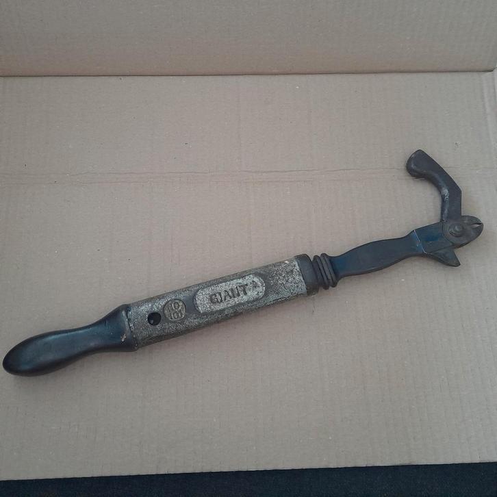 Giant crescent tool vintage Amerikaans gereedschap, Antiek en Kunst, Antiek | Gereedschap en Instrumenten, Ophalen of Verzenden