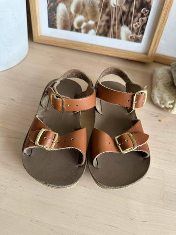 Salt-water sandals surfer maat 24 bruin beschikbaar voor biedingen