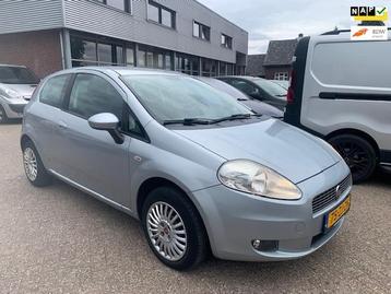 Fiat Grande Punto 1.4 Dynamic 2008 € 2250.- AIRCO, CRUISE  beschikbaar voor biedingen