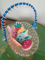 Vintage glazen mandje/schaaltje met blauw hengsel Pasen, Ophalen of Verzenden