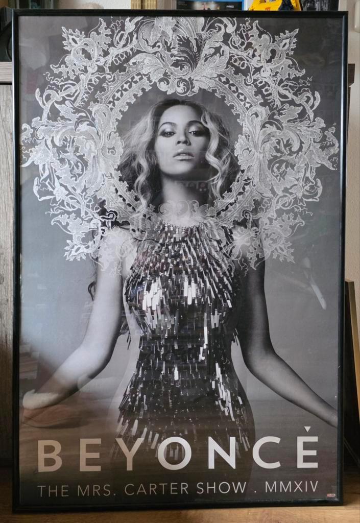 Beyoncé - Mrs. Carter World Tour 2014 Poster, Verzamelen, Posters, Zo goed als nieuw, Muziek, Deurposter of groter, Rechthoekig Staand