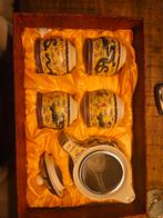 Chinees Thee Servies met Drakenmotief, Antiek en Kunst, Ophalen