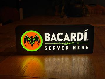 Bacardi Lichtbak met dimbare USB LED-strip beschikbaar voor biedingen