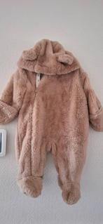 Teddy onesie beige – maat 68 (3–6 mnd), Ophalen of Verzenden, Zo goed als nieuw, Jongetje of Meisje, Pakje