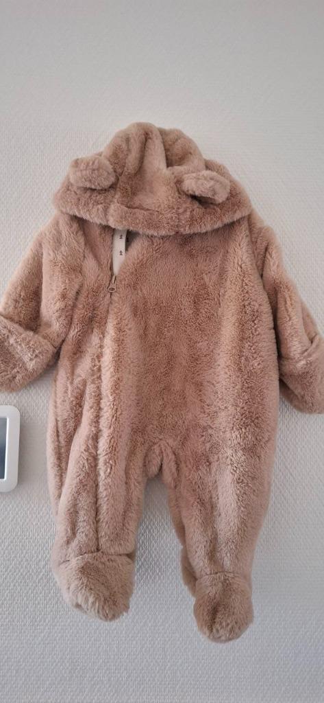 Teddy onesie beige – maat 68 (3–6 mnd), Kinderen en Baby's, Babykleding | Maat 68, Zo goed als nieuw, Jongetje of Meisje, Pakje