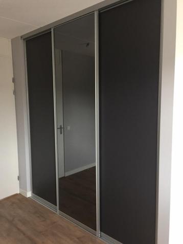 spiegel met frame t.b.v. schuifdeurkast of ander doeleind