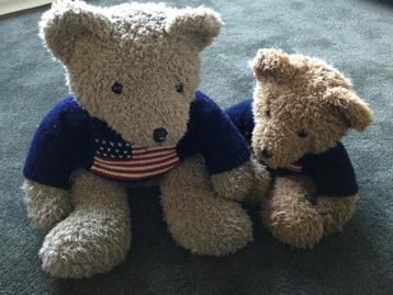 2 ENORME BEREN met de AMERIKAANSE VLAG !!! beschikbaar voor biedingen