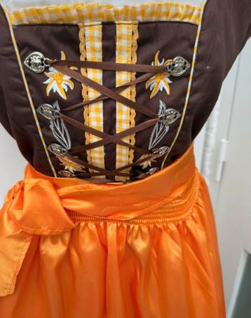 Tiroler dirndl met shirt, blouse maat 44 , alpentracht beschikbaar voor biedingen