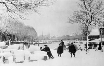 (386-248-031) Dordrecht Houttuinen 1900 beschikbaar voor biedingen