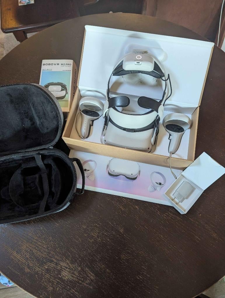 Meta Quest 2 128GB (zonschade) - BoboVR M2 - Batterij - Case, Ophalen of Verzenden, Gebruikt, VR-bril, Overige platformen
