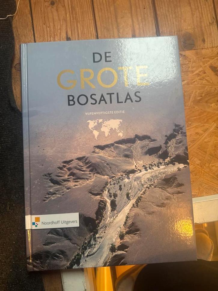 De Grote Bosatlas, Boeken, Atlassen en Landkaarten, Zo goed als nieuw, Bosatlas, Wereld, 2000 tot heden, Ophalen
