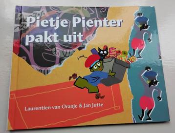 Sinterklaasboek / prentenboek: Pietje Pienter pakt uit beschikbaar voor biedingen