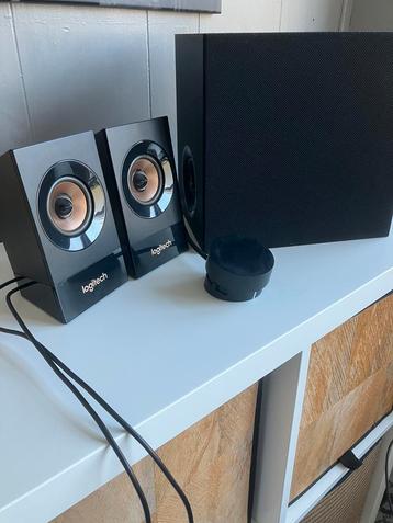 Logitech Z533  2.1 speakerset beschikbaar voor biedingen