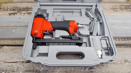 Alsafix Pneumatische Nietmachine – In Goede Staat, Doe-het-zelf en Verbouw, Gereedschap | Overige machines, Zo goed als nieuw