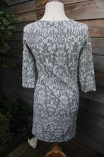 Jurk grijs/ creme Giulia e Tu mt 36 AANBIEDING Vaste prijs, Kleding | Dames, Ophalen of Verzenden, Zo goed als nieuw, Maat 36 (S)